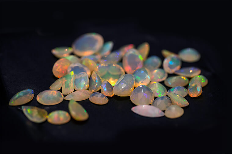 Conflict-free gemstone collection
